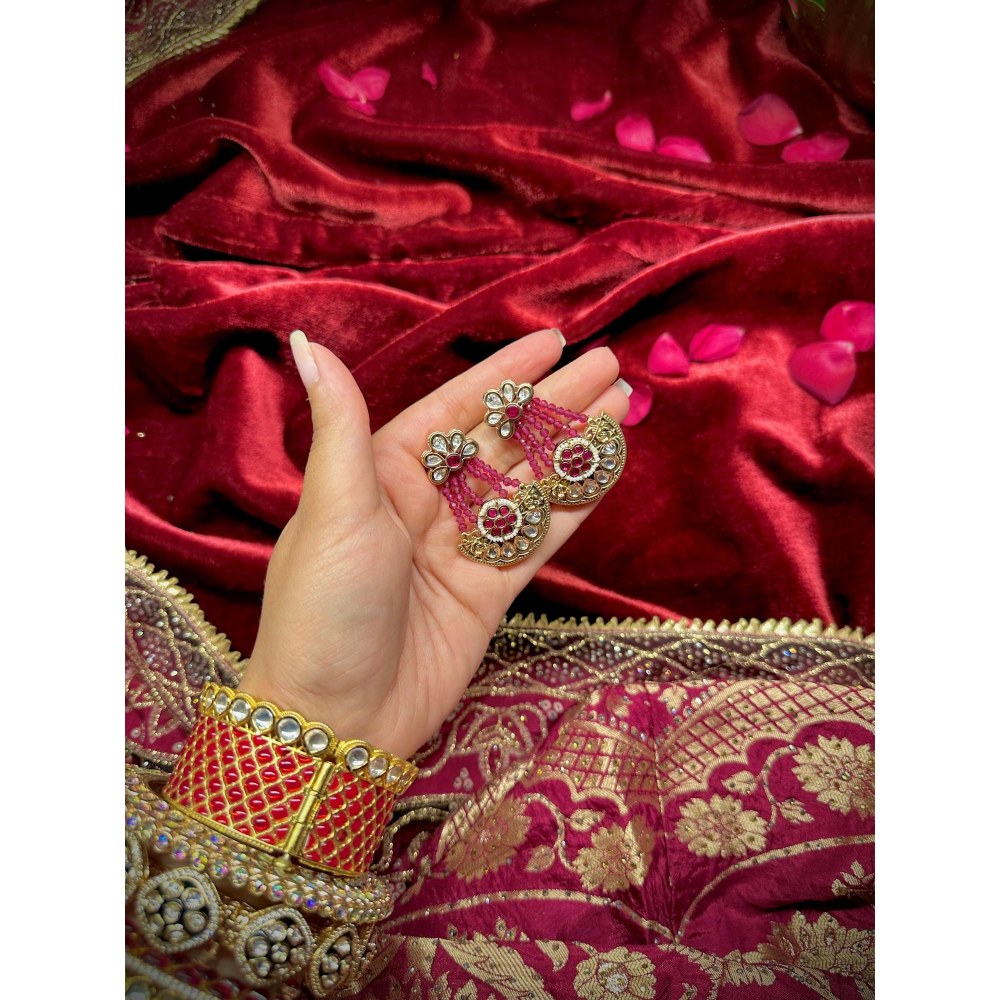 Tussya by Shreya Chandni - Magenta