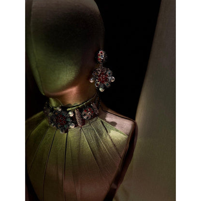 Tussya by Shreya Zarina Choker Set