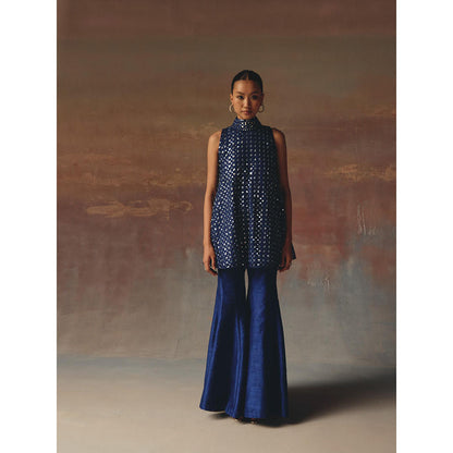 Twenty Nine Blue Sharara