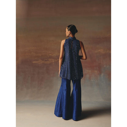 Twenty Nine Blue Sharara