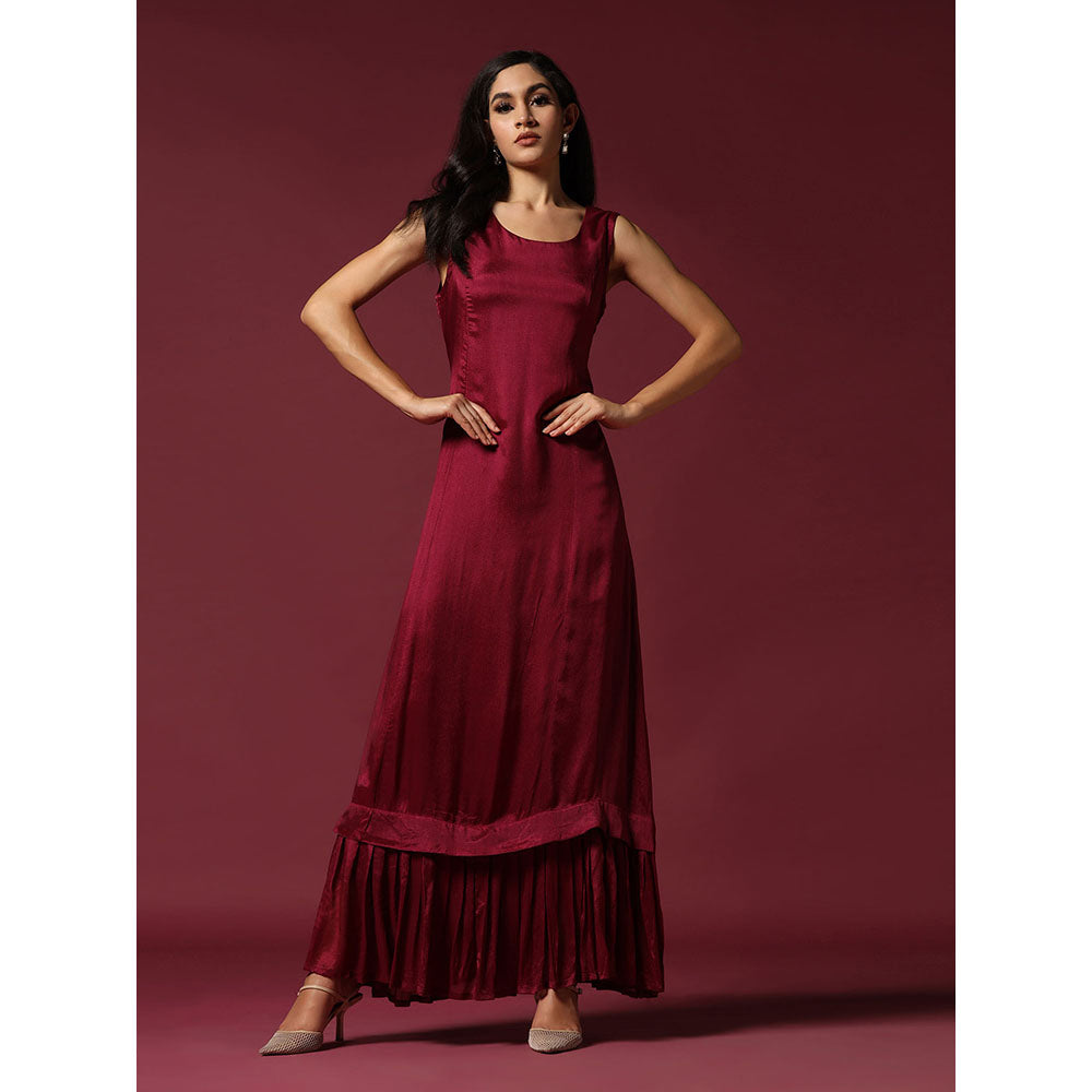 "Two Sisters" by Gyans Maroon and Grey Draped Cape Set with Belt (Set of 3)