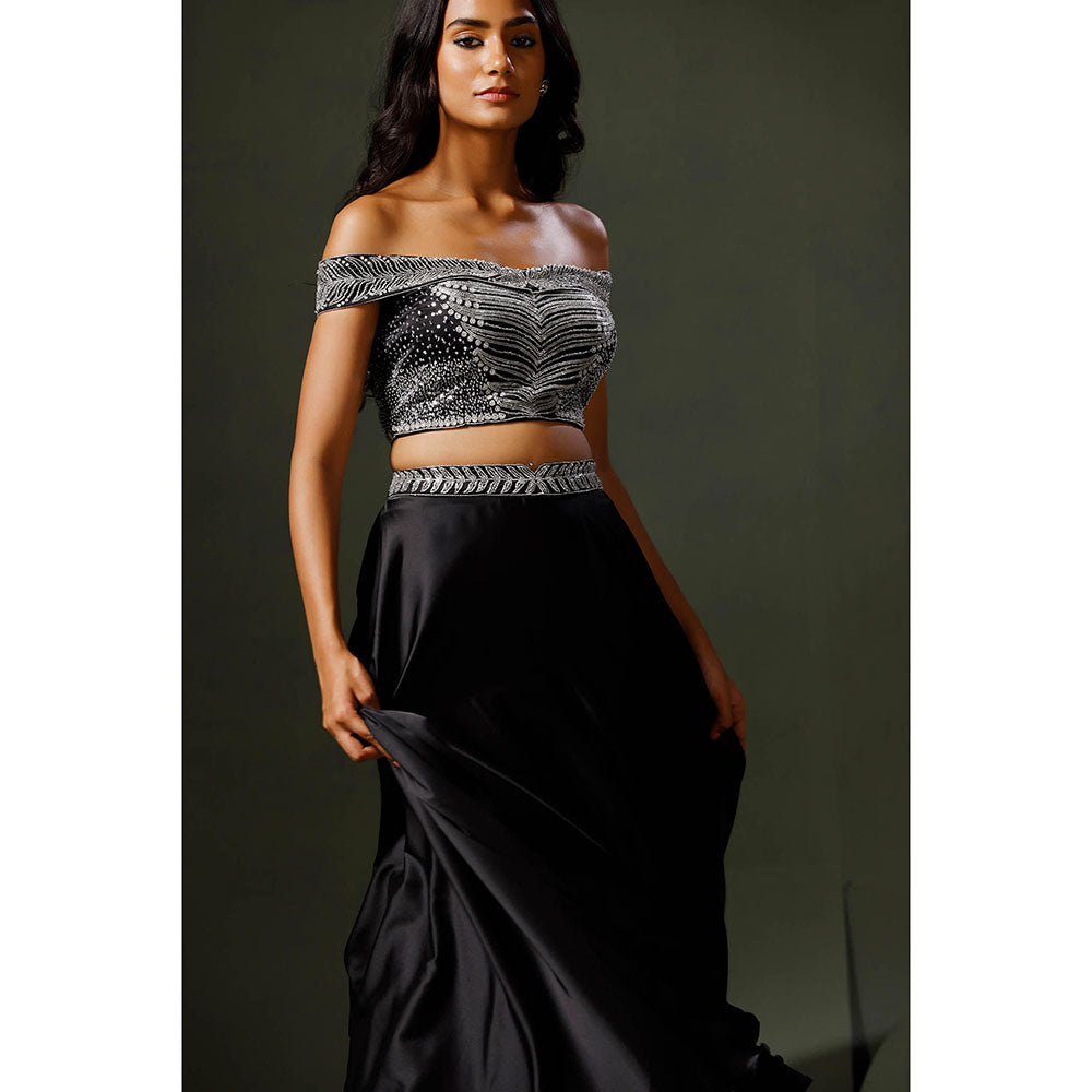 "Two Sisters" by Gyans The Black Chandni Lehenga with Blouse (Set of 2)