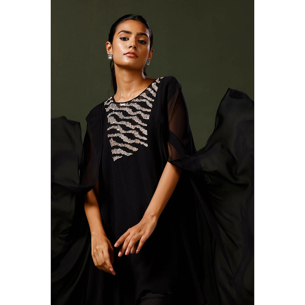 "Two Sisters" by Gyans Black Cape Kurta with Tulip Pant (Set of 2)