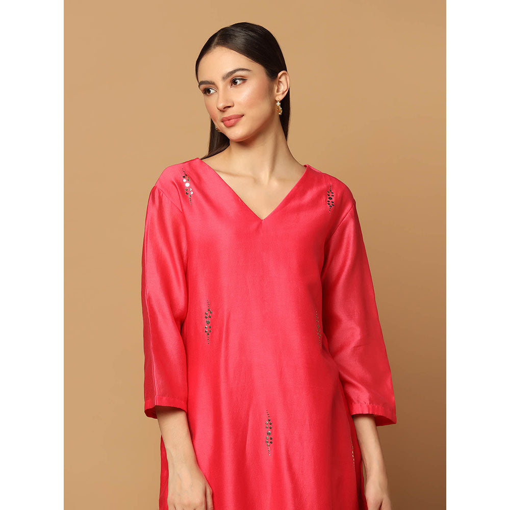 "Two Sisters" by Gyans Red Mukaish Kurta with Pant and Dupatta (Set of 3)
