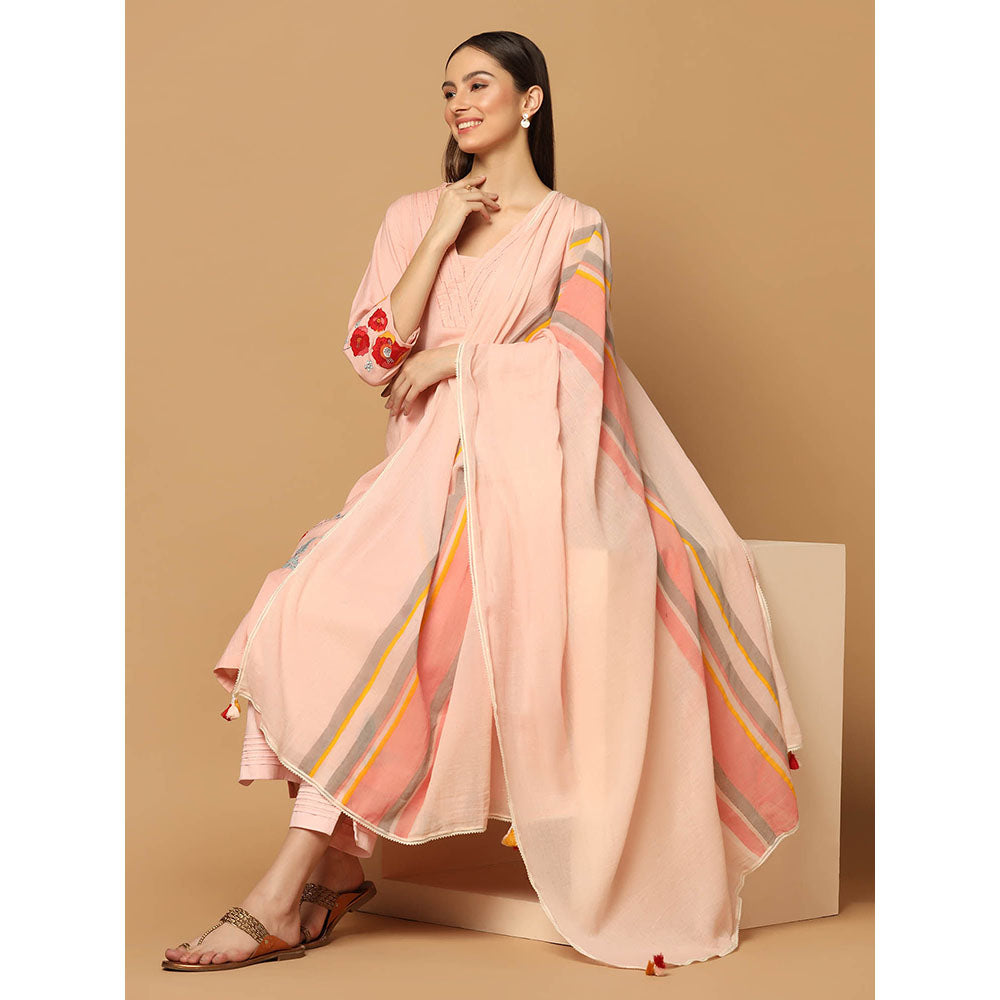 "Two Sisters" by Gyans Peach Applique & Resham Work Kurta Set (Set of 3)