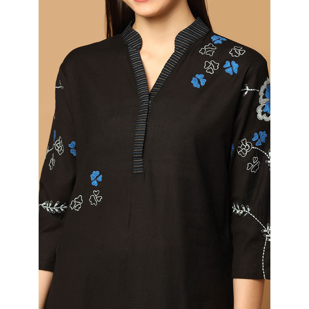 "Two Sisters" by Gyans Black Resham Thread Work Kurta with Pant and Dupatta (Set of 3)