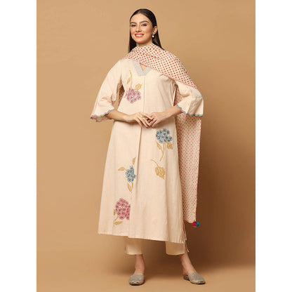 "Two Sisters" by Gyans Peach Floral Applique Kurta with Pant and Dupatta (Set of 3)