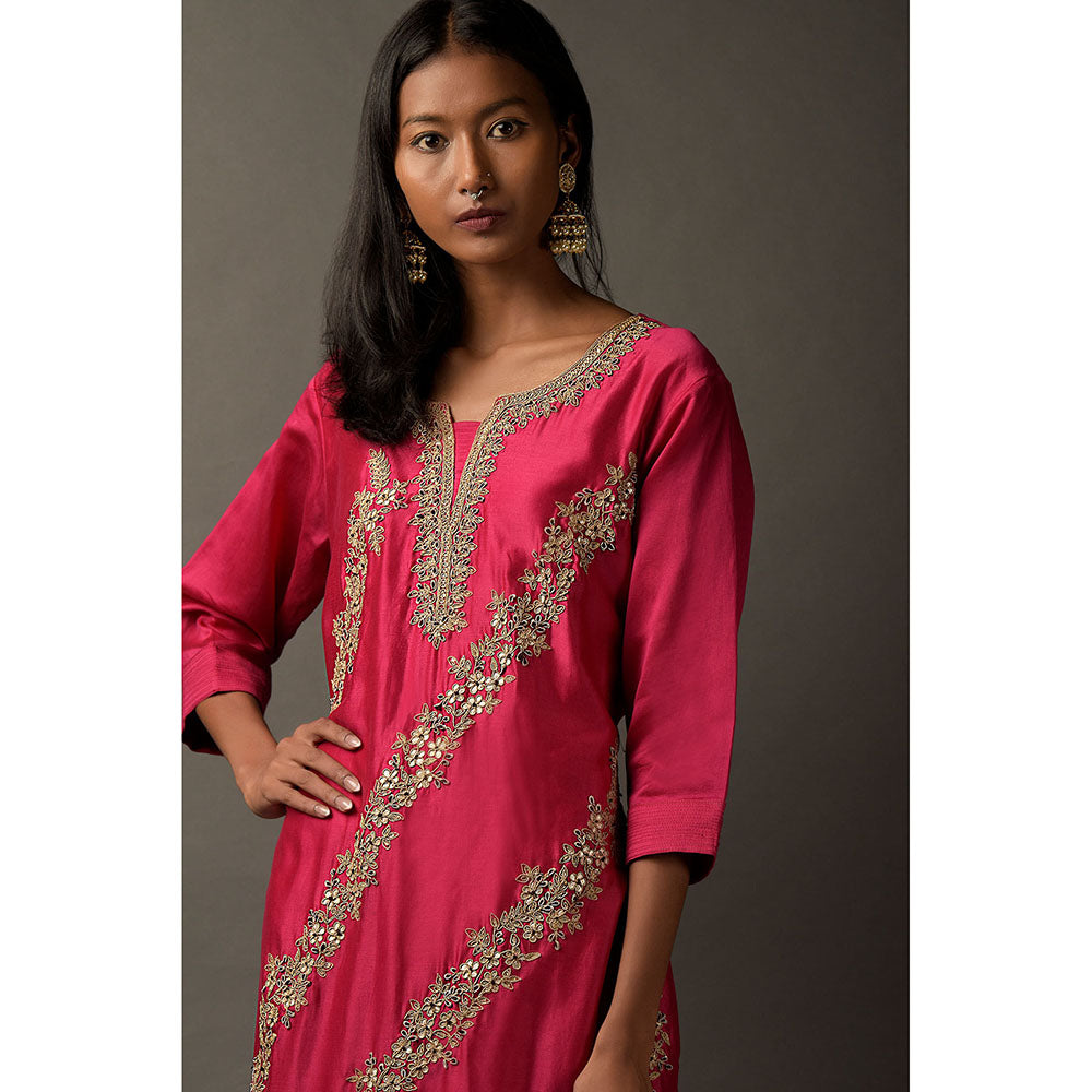 "Two Sisters" by Gyans Hot Pink White Thread Kurta with Dupatta & Pant (Set of 3)