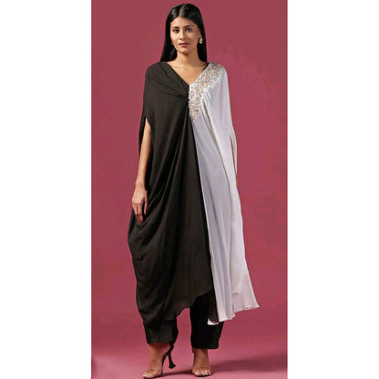 "Two Sisters" by Gyans Black Kaftan with Pant (Set of 2)