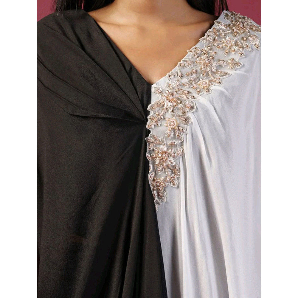 "Two Sisters" by Gyans Black Kaftan with Pant (Set of 2)