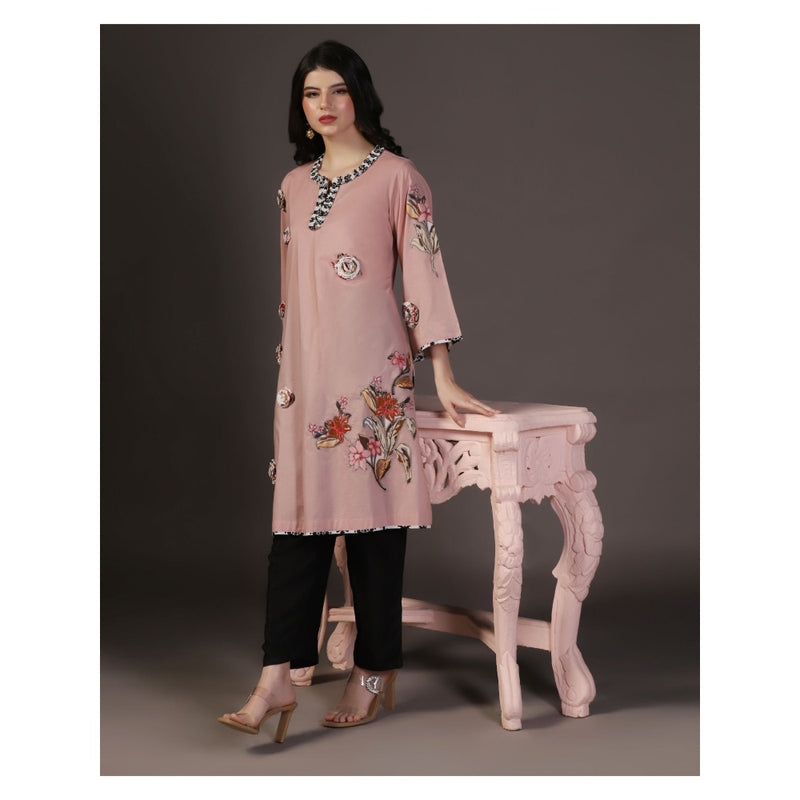 "Two Sisters" by Gyans Rose Whisper Peach Cotton Applique Printed Kurti With Pant (Set of 2)