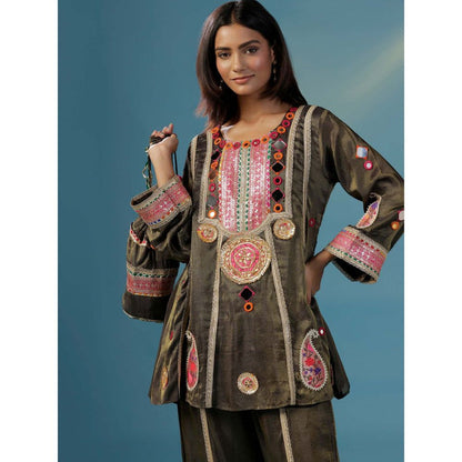 "Two Sisters" by Gyans The Banjara Coca Cola Tissue Mirror Thread Embroidery Co-Ord (Set of 3)