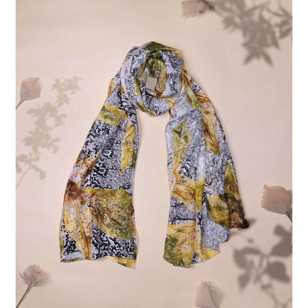 UNALLUME BY NISHA Harmony Hues Silk Scarf