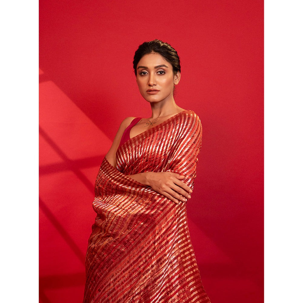 UNALLUME BY NISHA Scarlet Bloom Silk Saree with Unstitched Blouse - Red