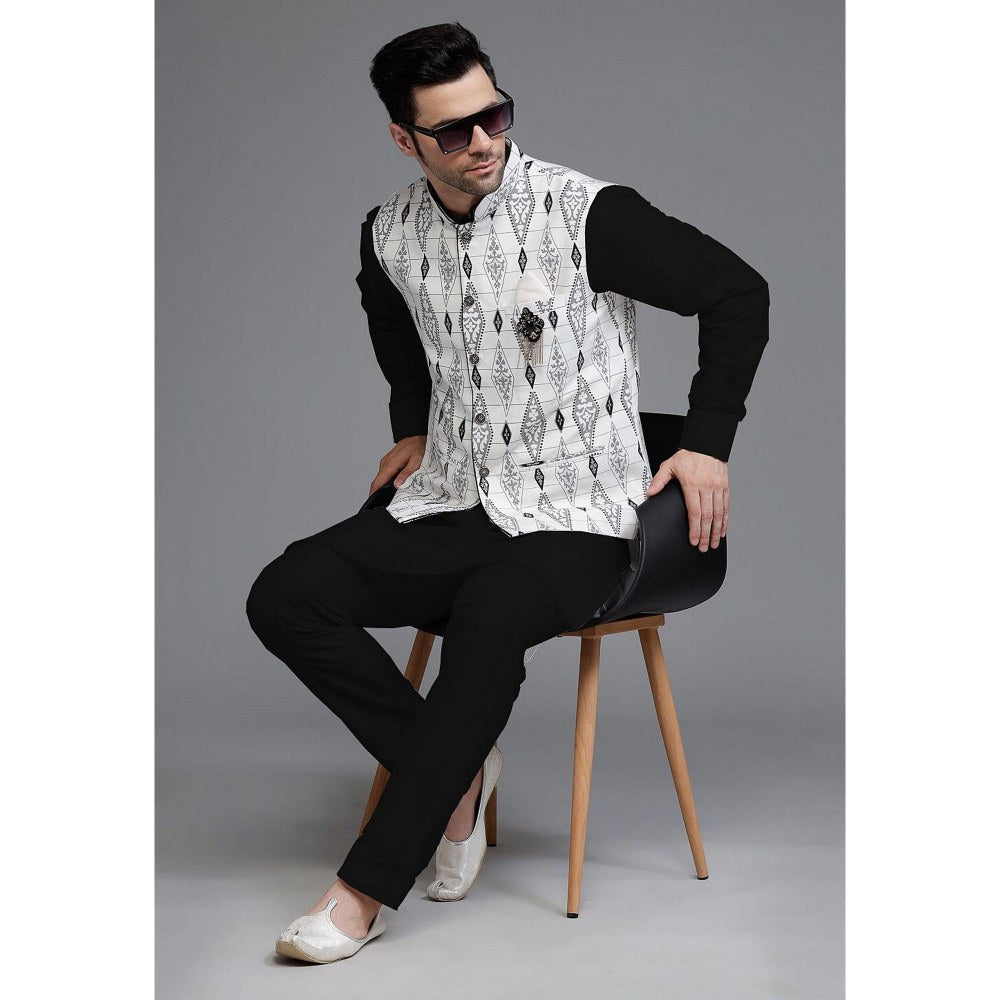 UTSAV FASHION Cotton Silk Black Digital Printed Kurta with Pyjama and Nehru Jacket
