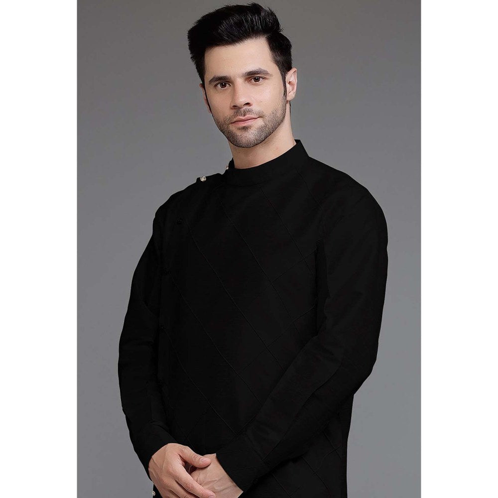 UTSAV FASHION Black Solid Kurta and Pant