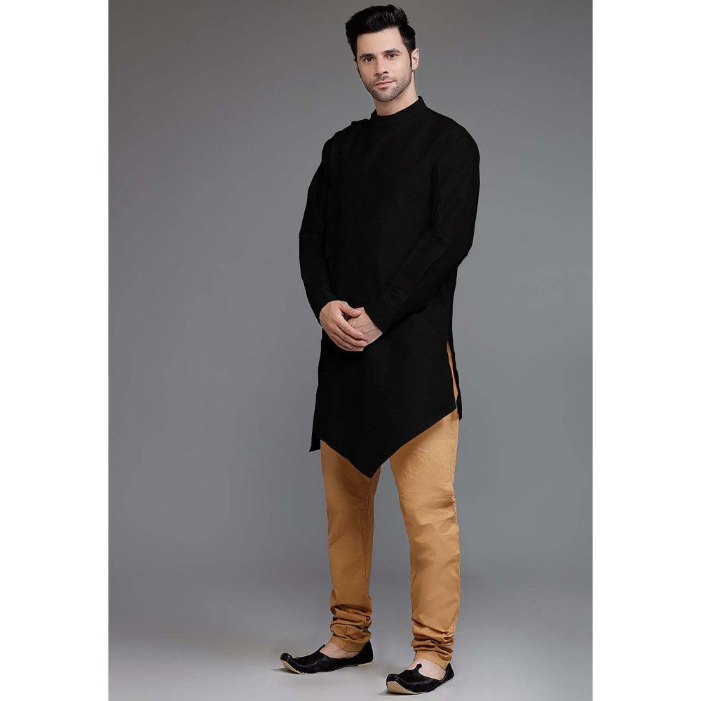 UTSAV FASHION Black Solid Kurta and Pant