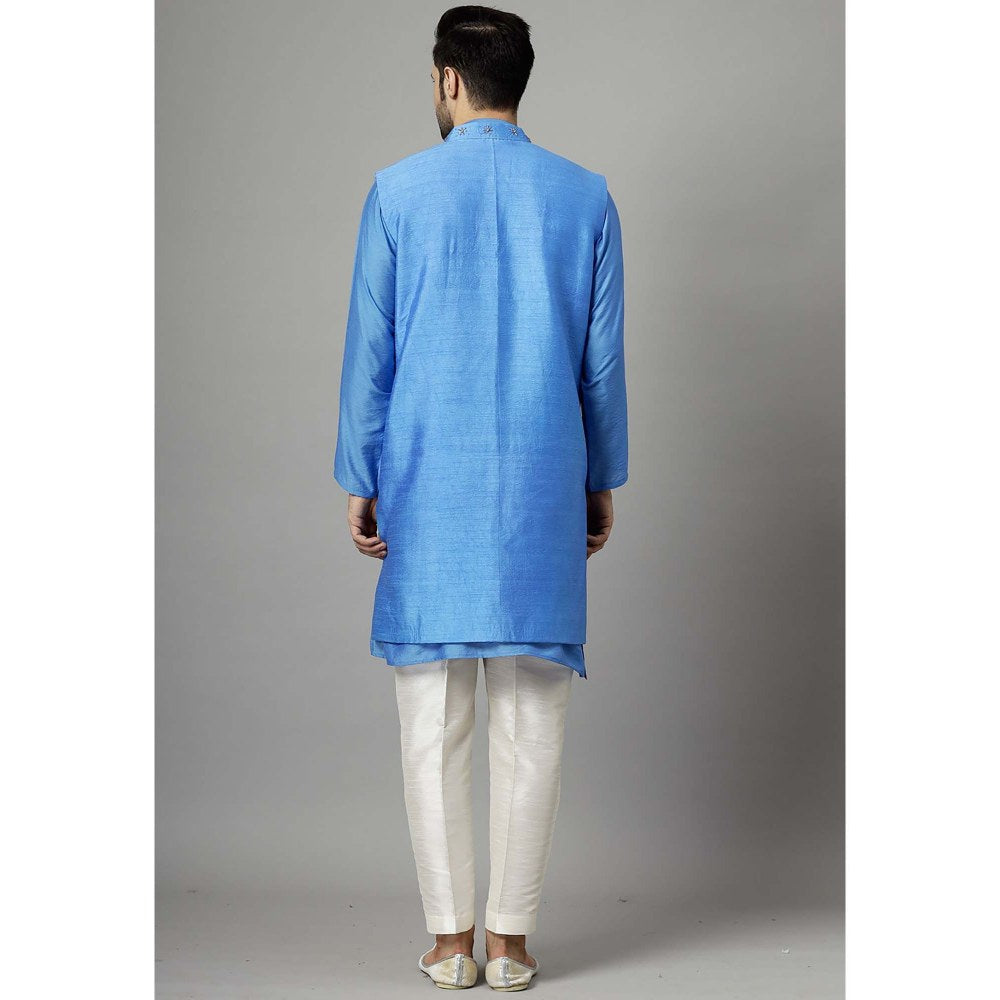 UTSAV FASHION Blue Solid Kurta with Jacket and Pant