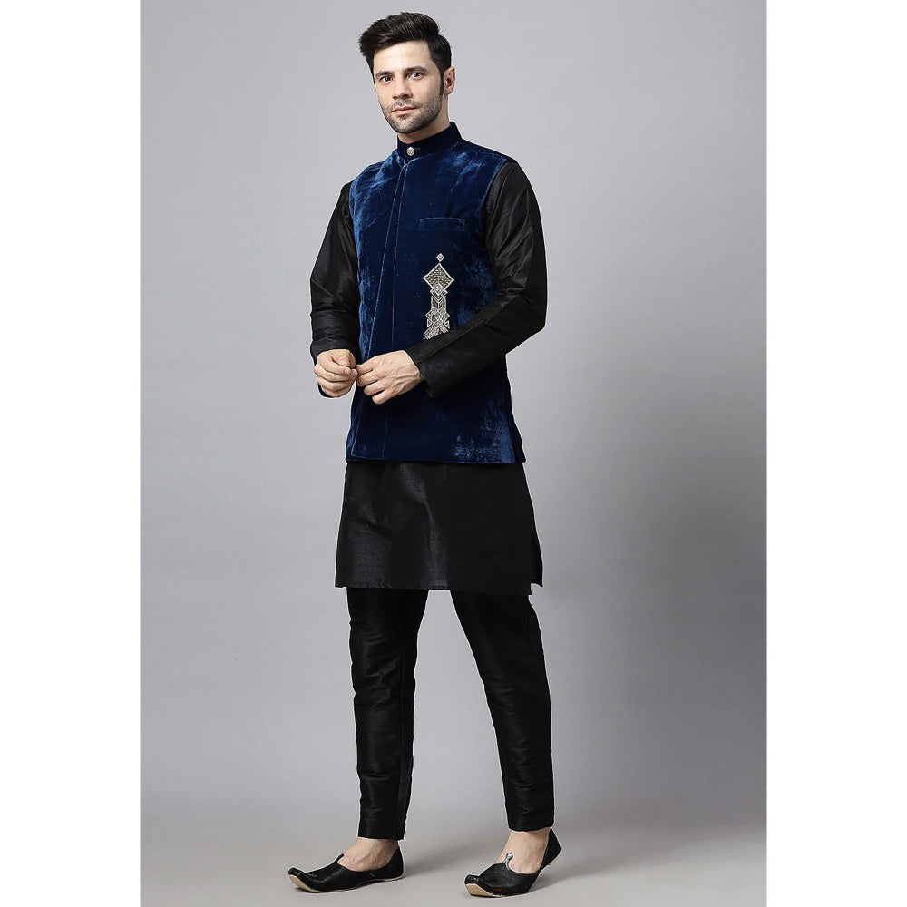UTSAV FASHION Black Solid Kurta with Jacket and Pant