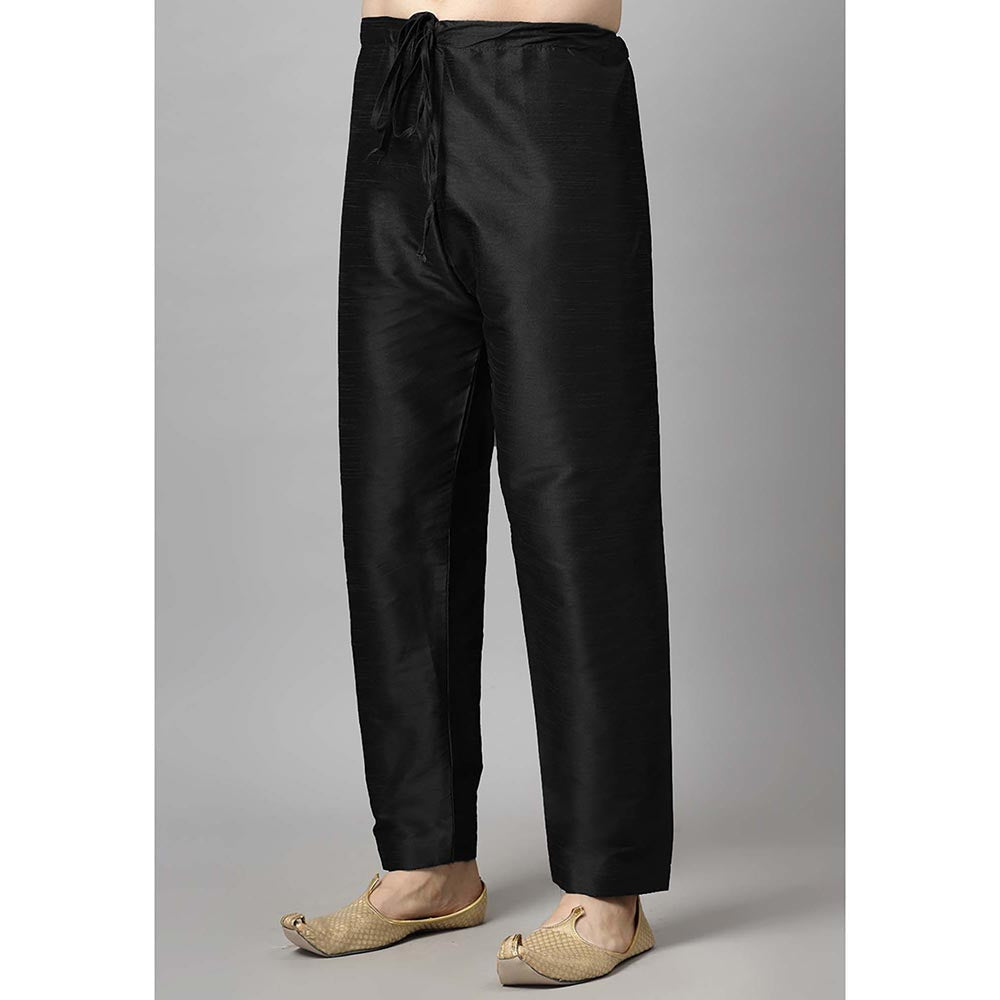 UTSAV FASHION Black Solid Kurta and Pant