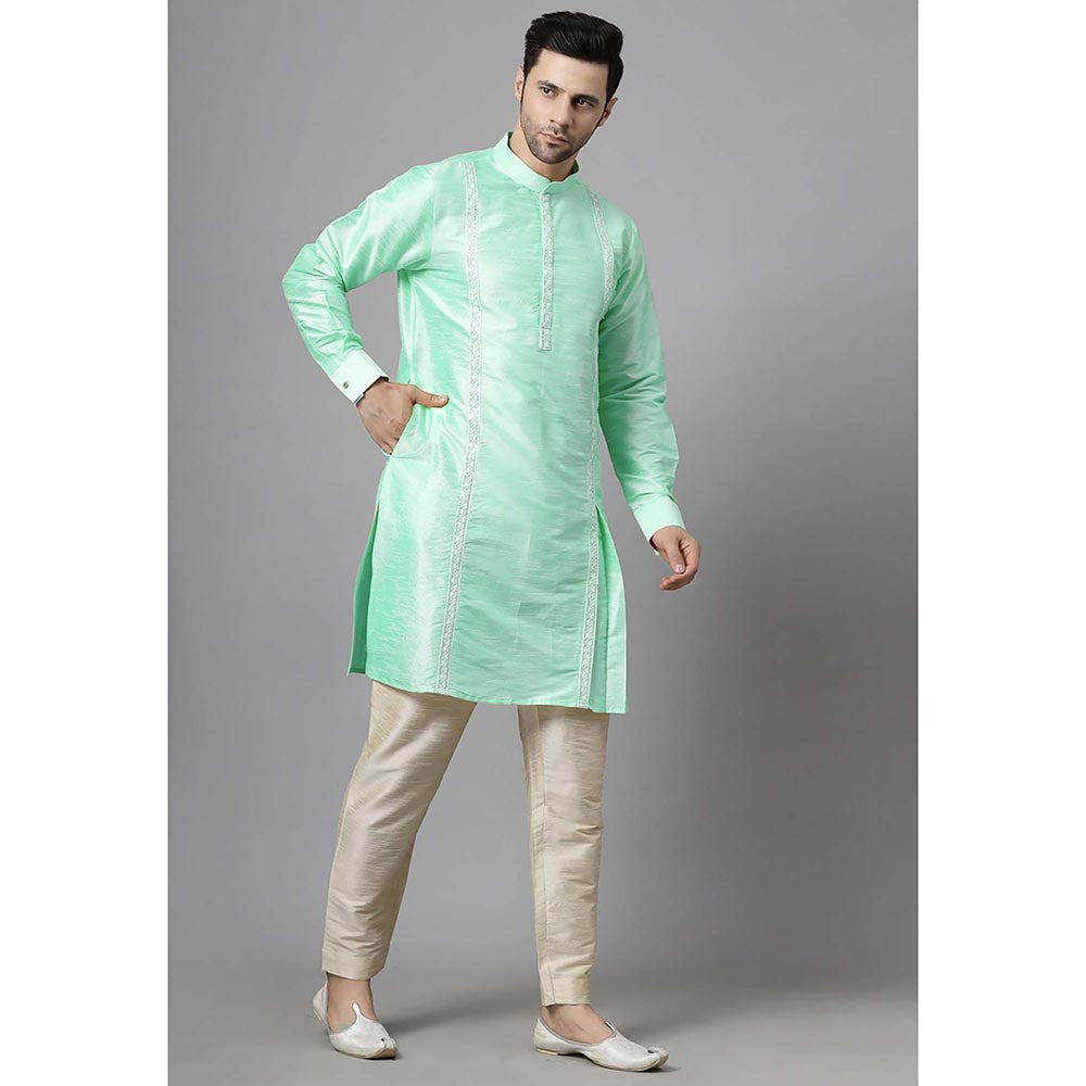 UTSAV FASHION Men Green Embroidered High Slit Sequined Kurta and Pant