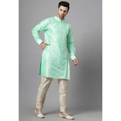 UTSAV FASHION Men Green Embroidered High Slit Sequined Kurta and Pant