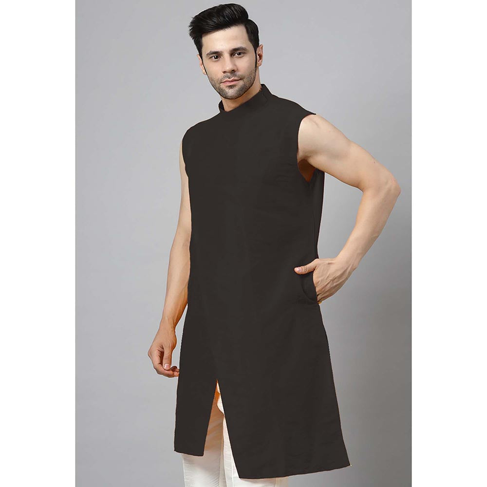 UTSAV FASHION Black Sleeveless Straight Kurta and Pant