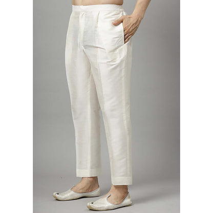 UTSAV FASHION Off White Sleeveless Straight Kurta and Pant