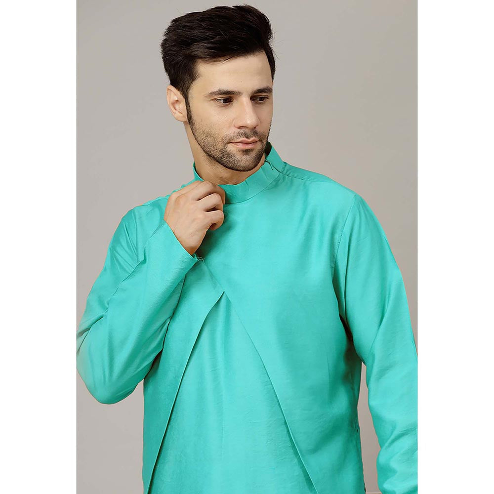 UTSAV FASHION Green High Collar Silk Straight Kurta and Pant