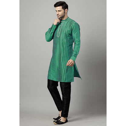 UTSAV FASHION Green Men Yoke Design Pleated Mirror Work Kurta and Pant