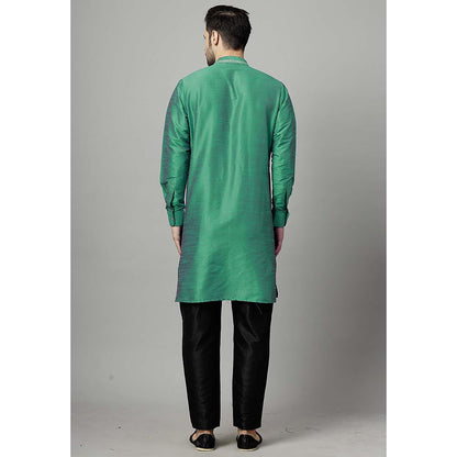 UTSAV FASHION Green Men Yoke Design Pleated Mirror Work Kurta and Pant