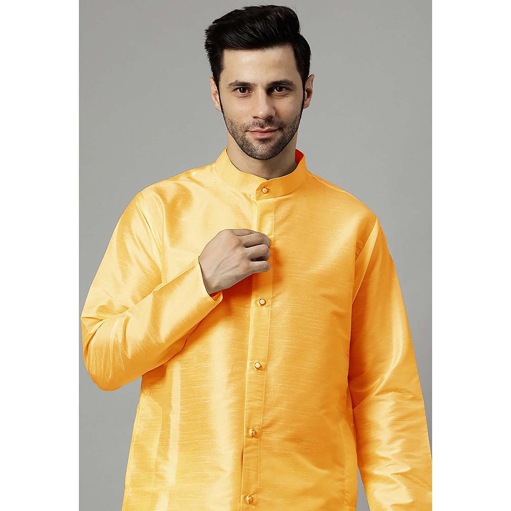 UTSAV FASHION Men Yellow Silk Straight Kurta and Pant