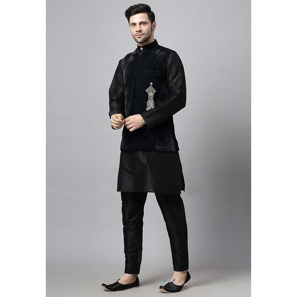 UTSAV FASHION Black Straight Kurta and Pant with Nehru jacket