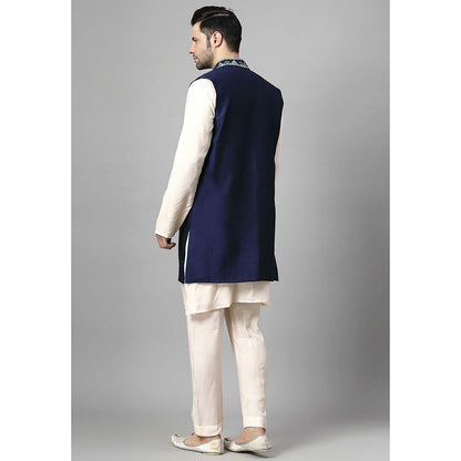 UTSAV FASHION Men Navy Blue Beads and Stones Kurta with Pant and Jacket