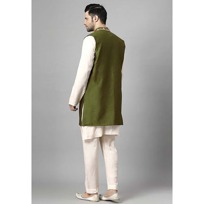 UTSAV FASHION Men Green Beads and Stones Kurta with Pant and Jacket