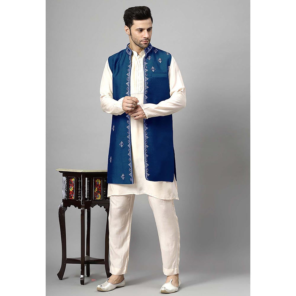 UTSAV FASHION Men Blue Beads and Stones Kurta with Pant and Jacket