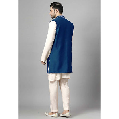 UTSAV FASHION Men Blue Beads and Stones Kurta with Pant and Jacket