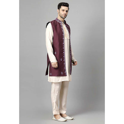 UTSAV FASHION Men Maroon Beads and Stones Kurta with Pant and Jacket