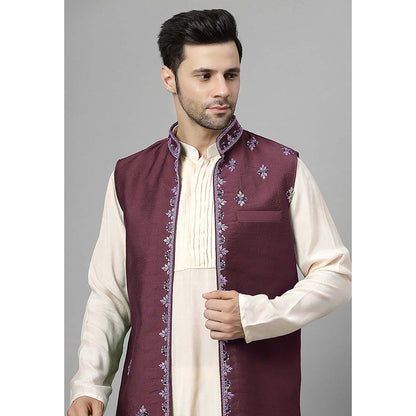 UTSAV FASHION Men Maroon Beads and Stones Kurta with Pant and Jacket