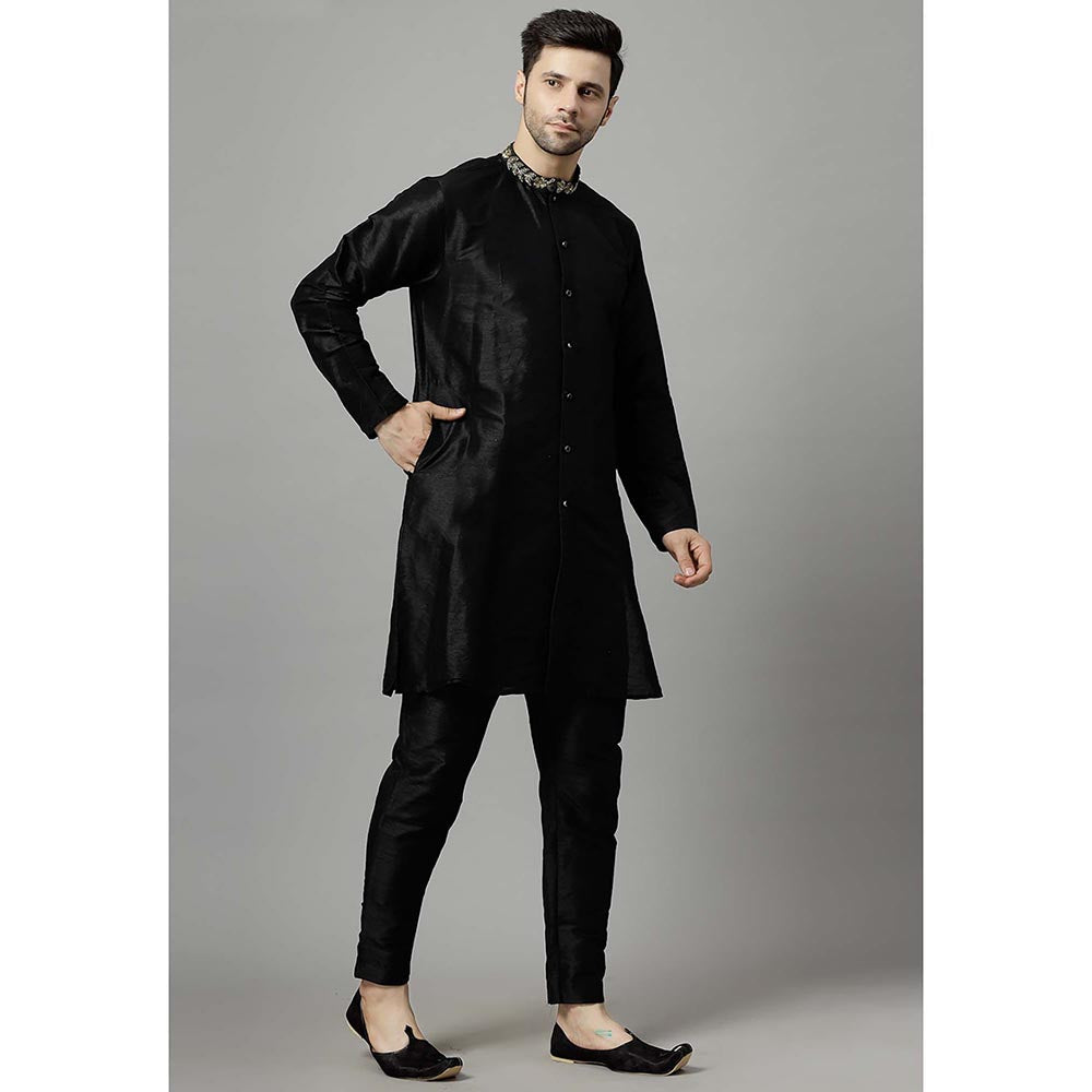 UTSAV FASHION Men Sequined Kurta and Pant
