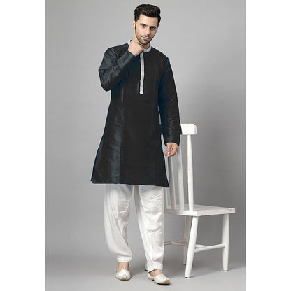UTSAV FASHION Black Embellished Pleated Straight Kurta with Salwar