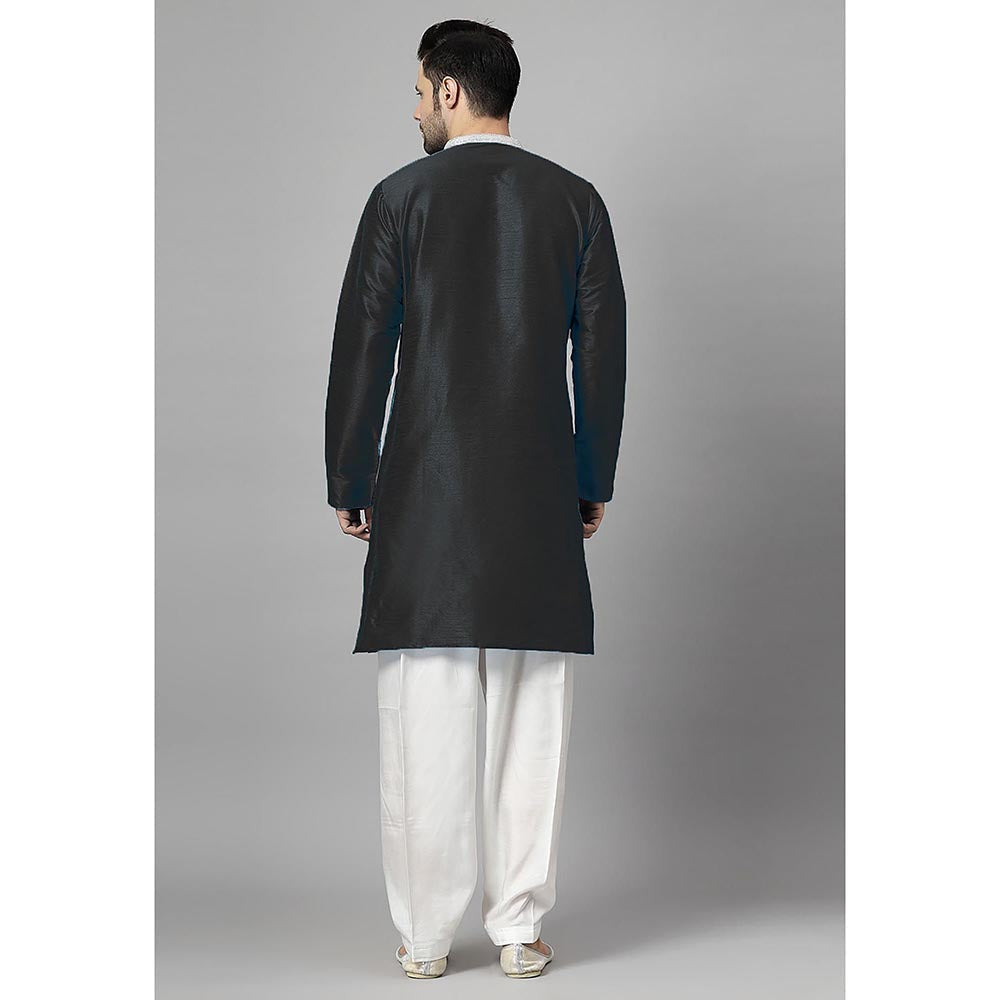 UTSAV FASHION Black Embellished Pleated Straight Kurta with Salwar