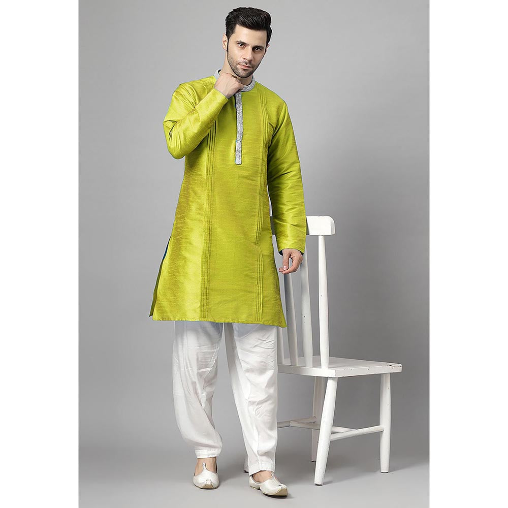 UTSAV FASHION Green Embellished Pleated Straight Kurta with Salwar