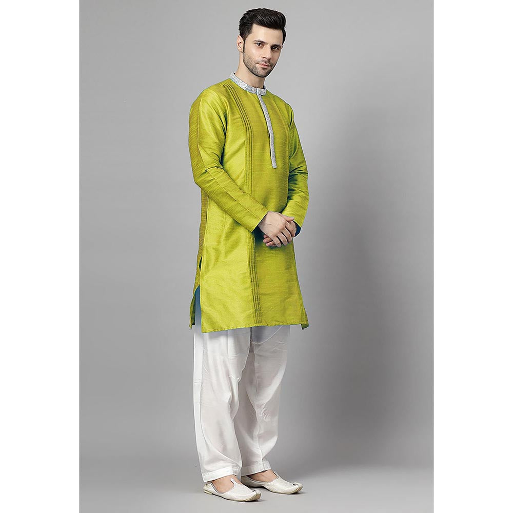 UTSAV FASHION Green Embellished Pleated Straight Kurta with Salwar