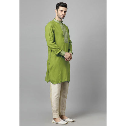 UTSAV FASHION Green Sequinned Mandarin Collar Straight Kurta and Pant