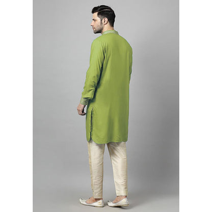 UTSAV FASHION Green Sequinned Mandarin Collar Straight Kurta and Pant