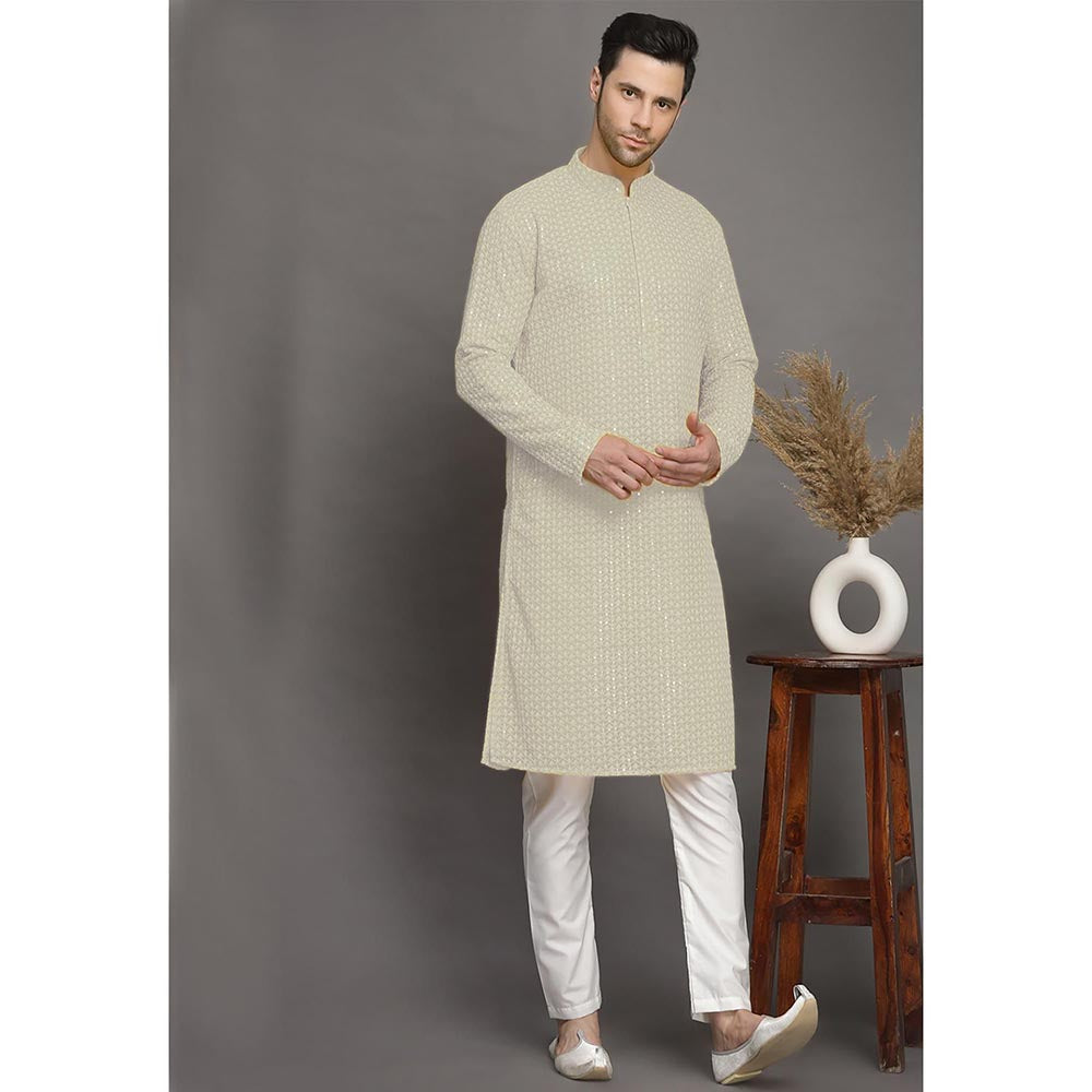 UTSAV FASHION Embroidered Regular Kurta and Pant
