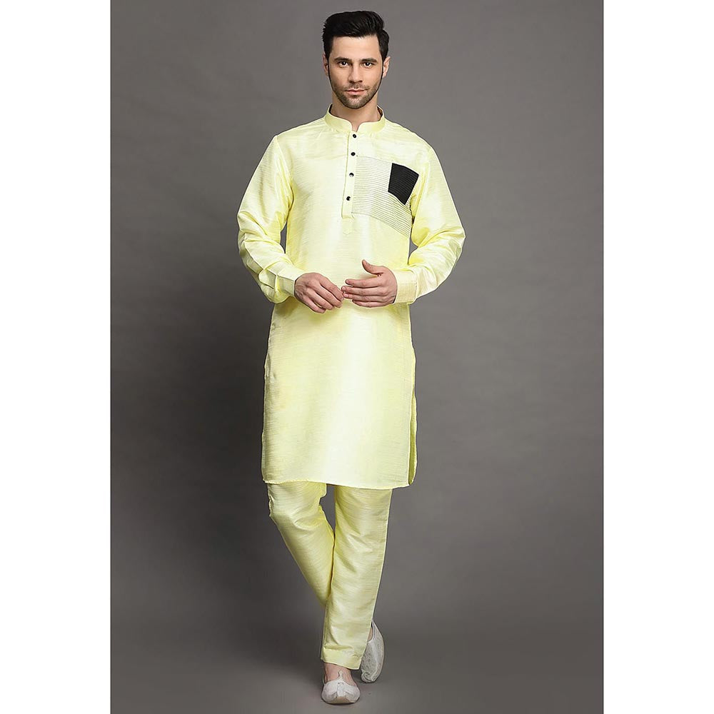 UTSAV FASHION Mandarin Collar Regular Straight Kurta and Pant