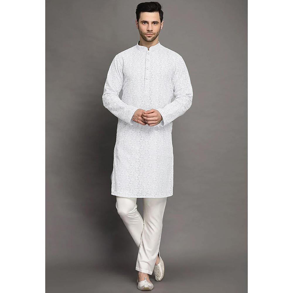 UTSAV FASHION Mandarin Collar Embroidered Kurta and Pant