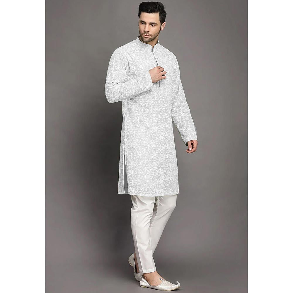UTSAV FASHION Mandarin Collar Embroidered Kurta and Pant